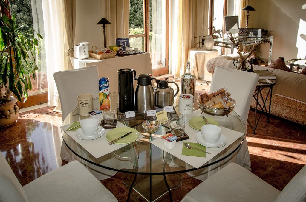 B&B Royal Palace Room Caserta Exterior photo